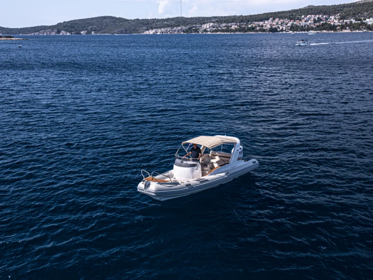 Alquiler Hvar - Aquamax B 23 F en SamBoat