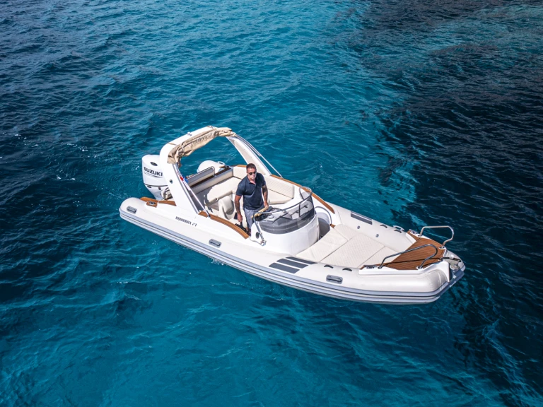 Aquamax B 23 F de alquiler a Hvar