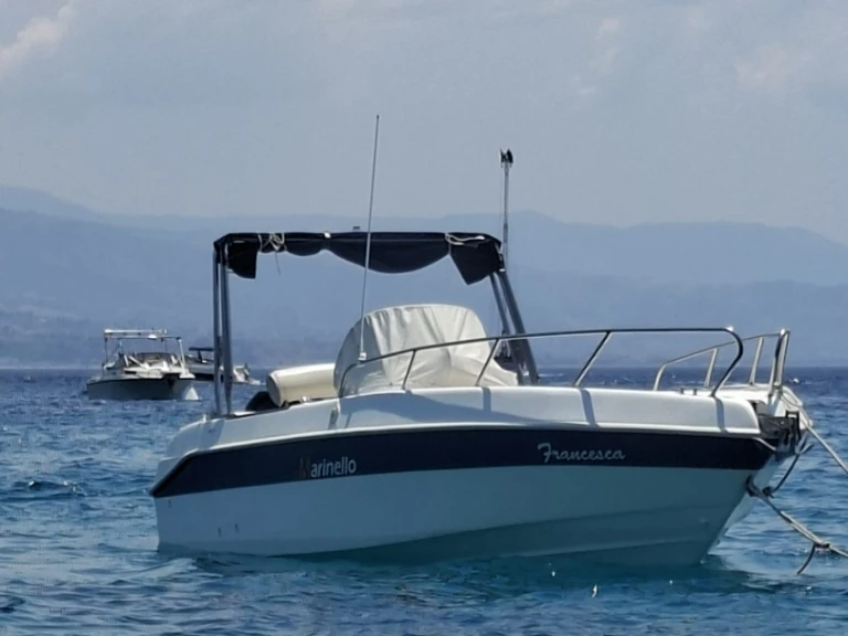 Alquiler de barcos Mesina barato de Eden 22