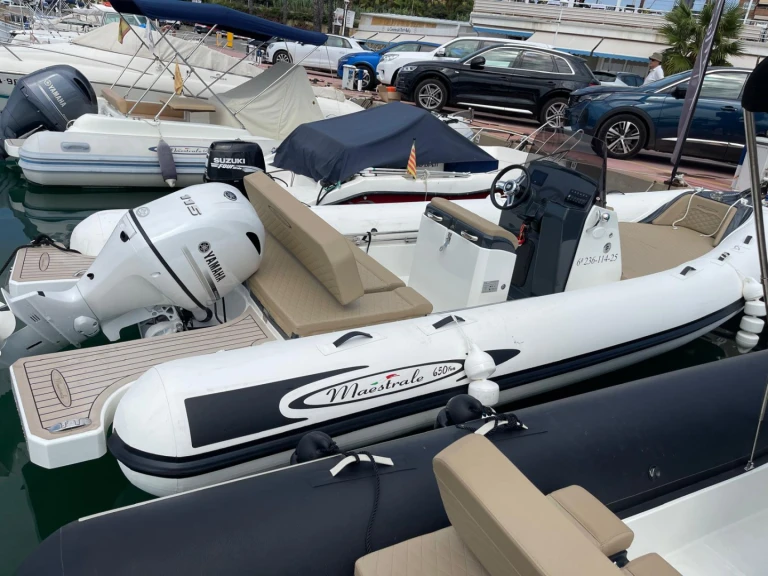 Alquiler Neumática en Port Balís - Maestrale fun650