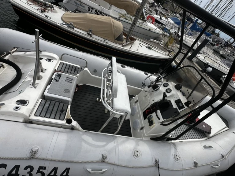 Alquiler Neumática en Saint-Cyprien - Zodiac Pro 650
