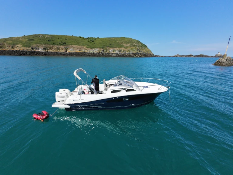 Alquiler de Jeanneau Cap Camarat 8.5 WA en Saint-Quay-Portrieux