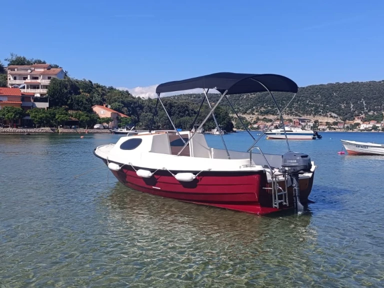 Alquiler de Adria 500 Cabin en Supetarska Draga