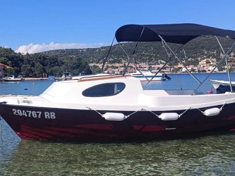 Alquiler de embarcaciones Adria 500 Cabin enSupetarska Draga en Samboat