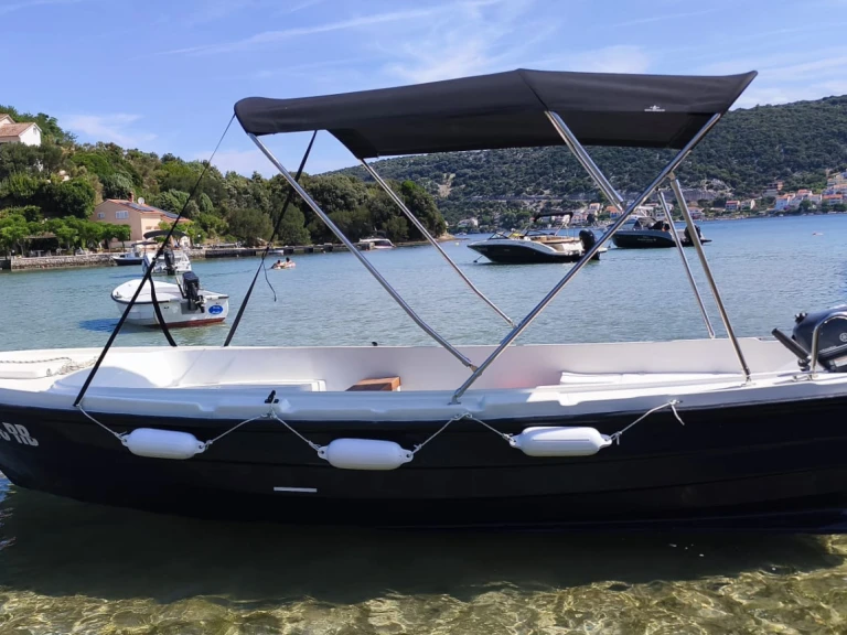 Adria 500 Open de alquiler a Supetarska Draga