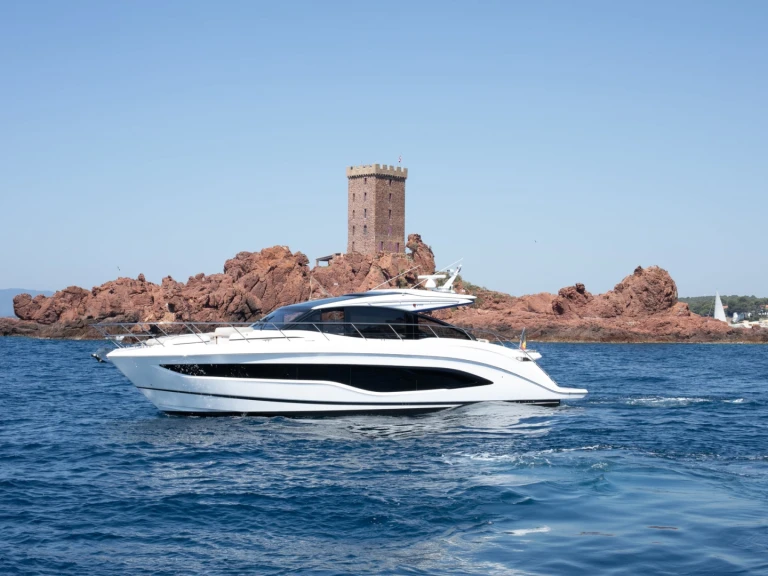 Alquiler de embarcaciones Princess Princess V55 enCannes en Samboat