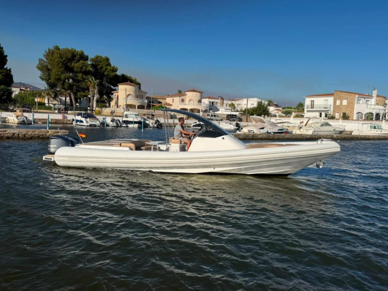 Alquiler de embarcaciones Magazzu MX 11 enEmpuriabrava en Samboat