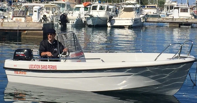 Alquiler de embarcaciones Terhi 445 C enCalvi en Samboat