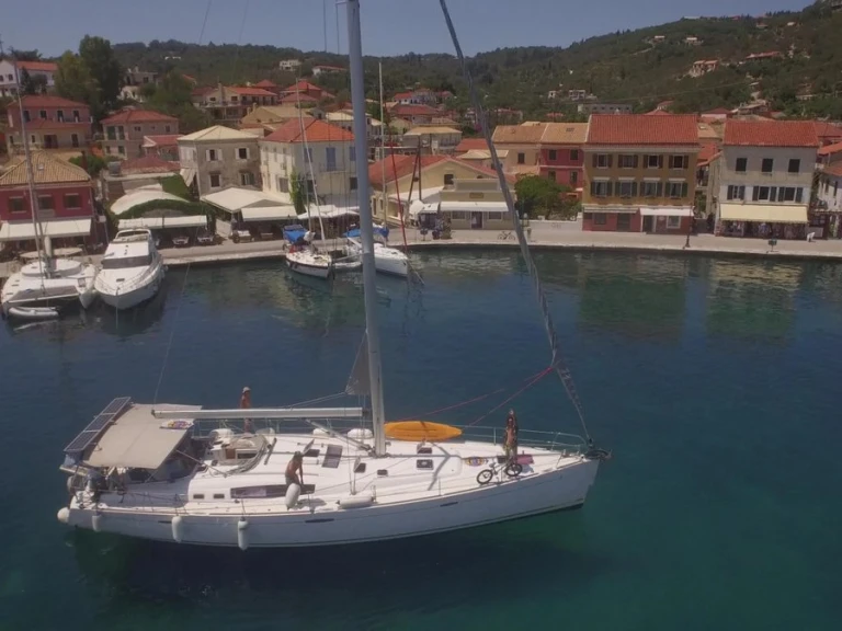 Alquiler de barcos Palero barato de Oceanis 54
