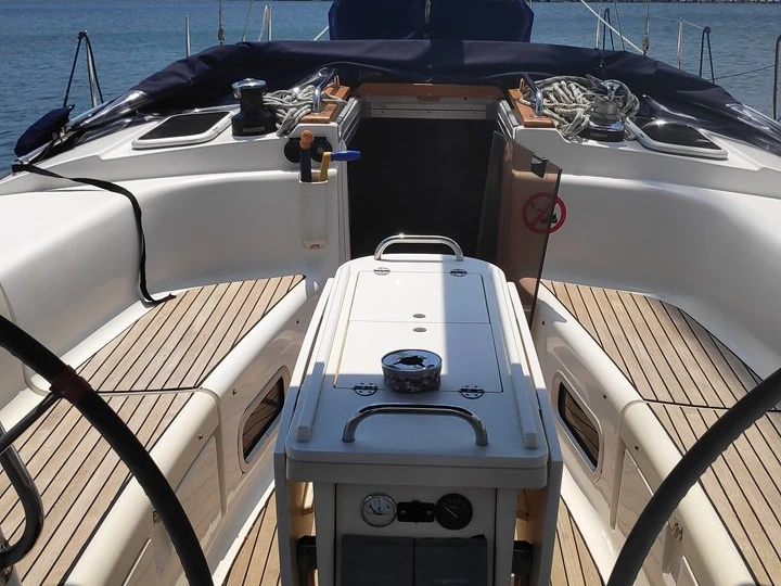 Alquiler de Velero, con o sin patrón Bavaria Ávdira