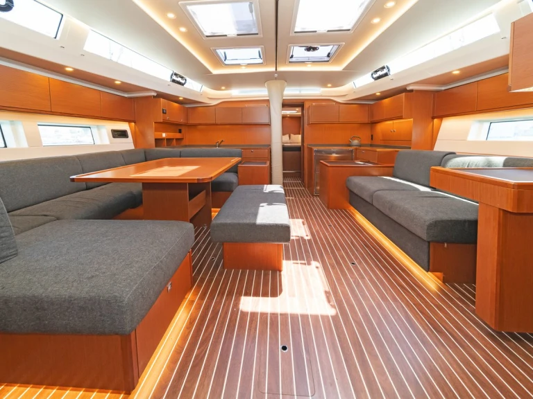Alquiler Velero en Álimos - Bavaria Bavaria C57