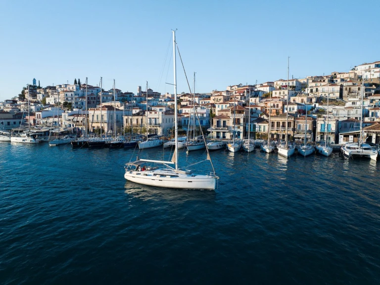 Alquiler Gouviá - Bavaria Cruiser 46 en SamBoat