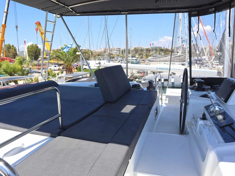 Alquiler Catamarán Lagoon con o sin  título de navegación