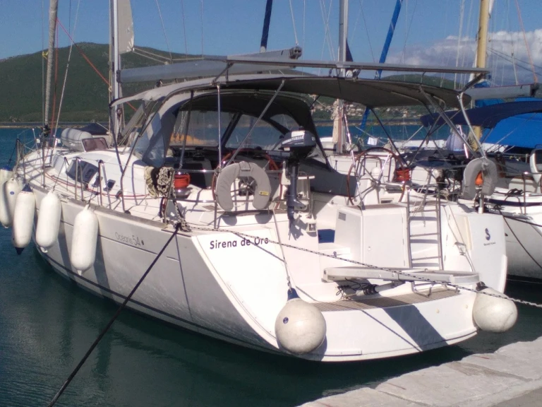Alquiler de Bénéteau Oceanis 54 en Palero
