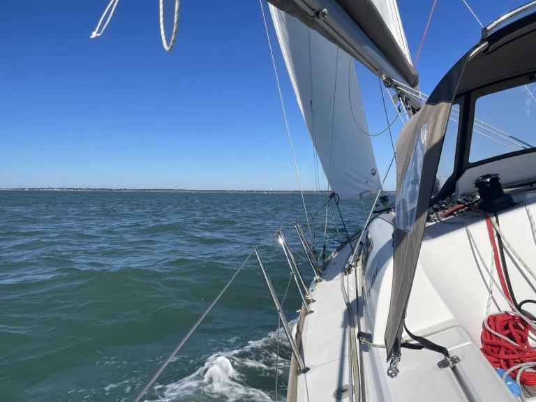 Alquiler de barcos Pornic barato de Sun Odyssey 33i