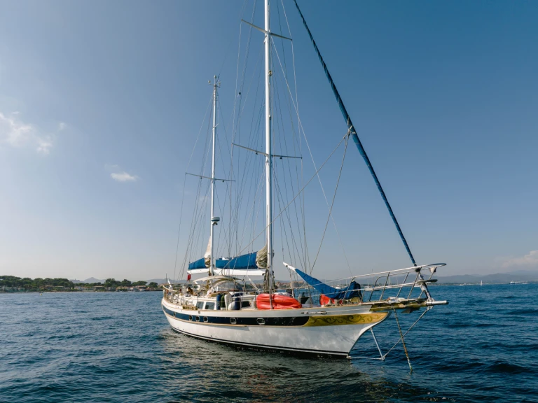 Alquiler de barcos Hyères barato de Scorpio 72