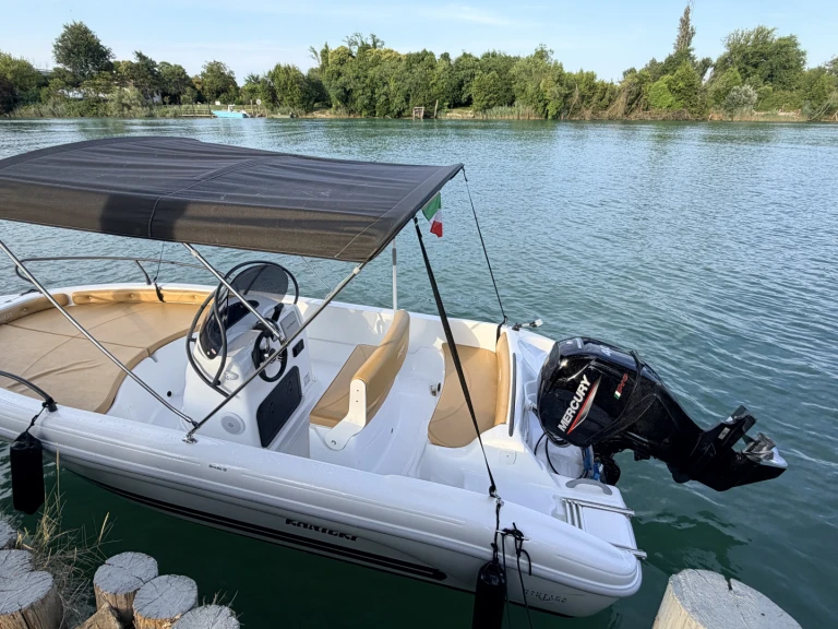 Ranieri Shark 19 de alquiler a Bevazzana