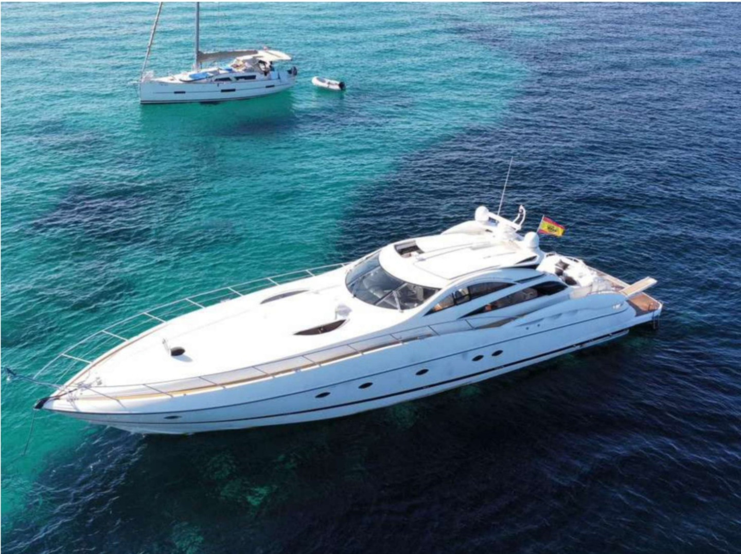 ALIA – Sunseeker Predator 75
