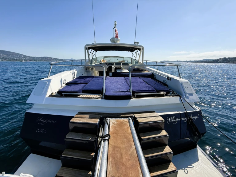 Technomarine cobra 62 de alquiler a Port Grimaud