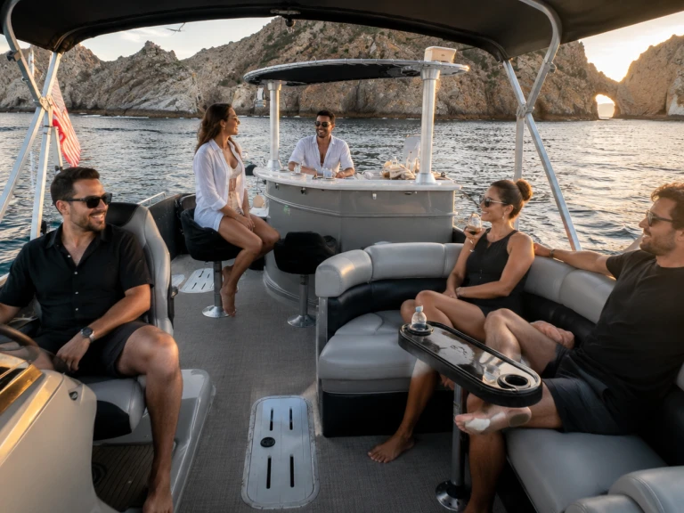 Lancha para alquilar Cabo San Lucas al mejor precio