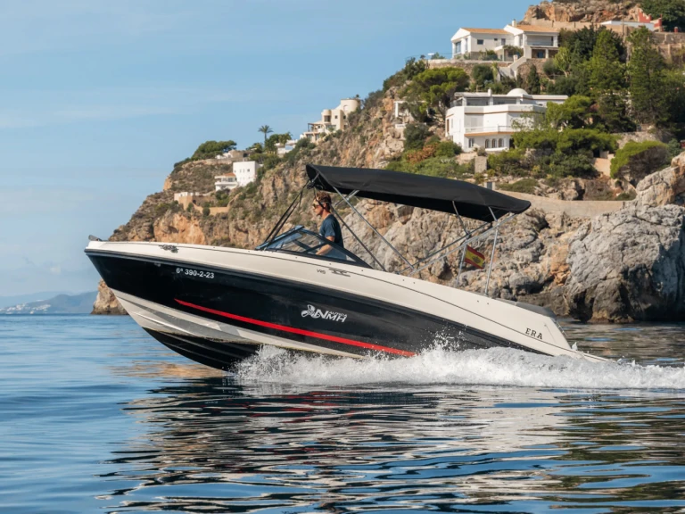 Alquiler Lancha en La Herradura - Bayliner VR5