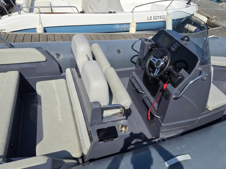 Alquiler de embarcaciones Zodiac Medline 7.5 enLes Sables-d'Olonne en Samboat