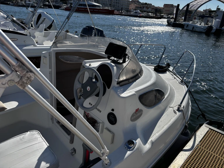 Alquiler de embarcaciones Quicksilver Quicksilver 420 Flamingo enArcachon en Samboat