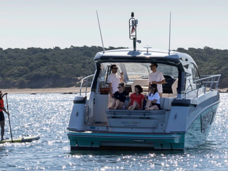 Alquiler de Bénéteau Gran Turismo 41 en Les Sables-d'Olonne