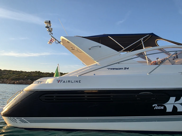 Alquiler de embarcaciones Fairline Targa 34 enPorto Rotondo en Samboat