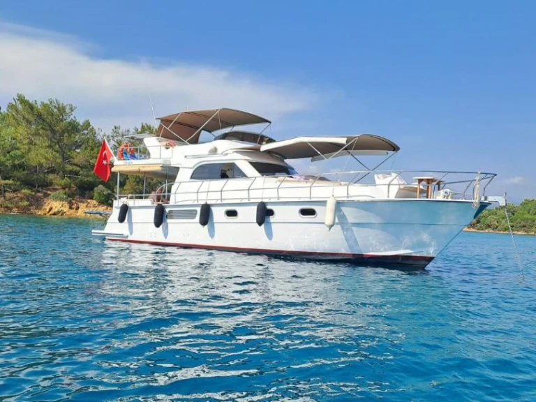 Alquiler de barcos Göcek barato de Custom made