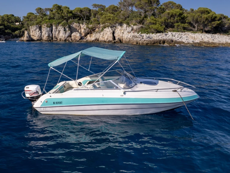 Alquiler de Four Winns Sundowner 195 en Francia