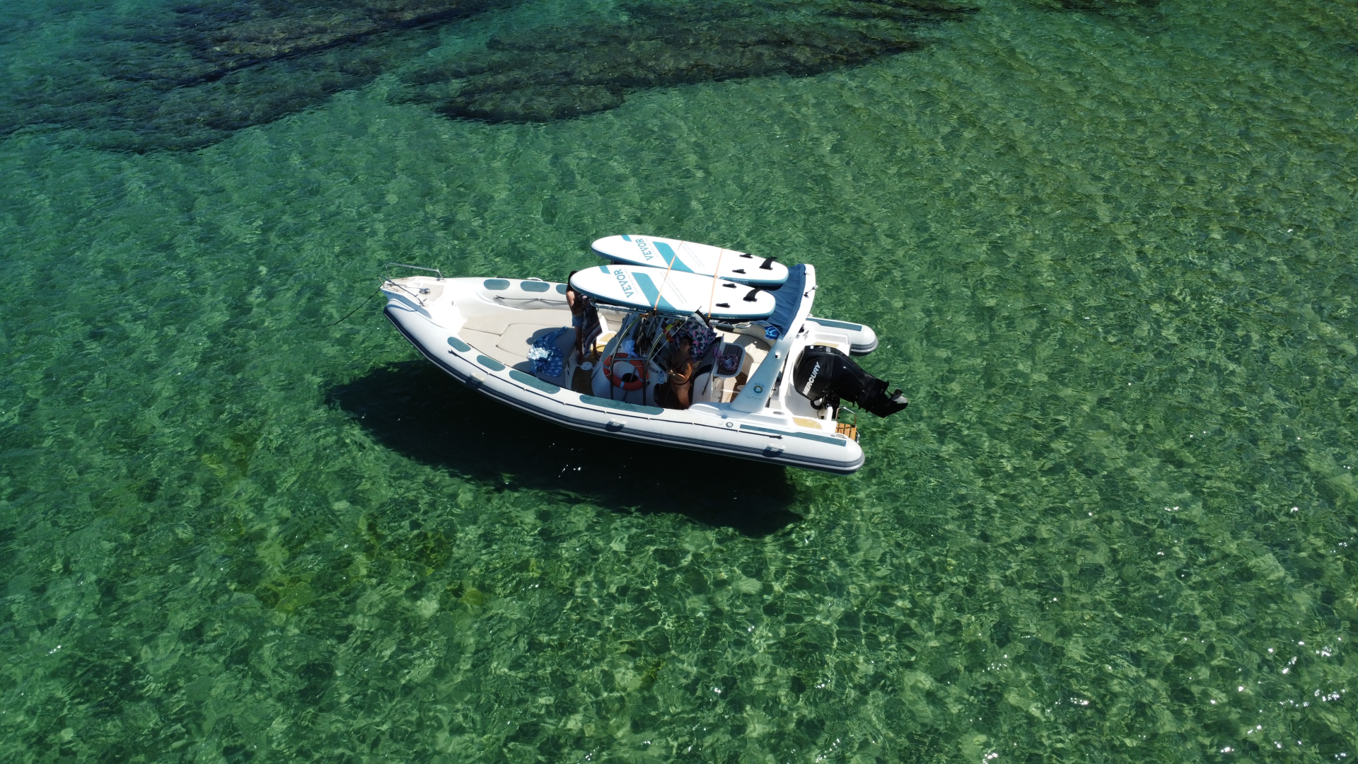 Astec day cruiser 800 de alquiler a Fornells