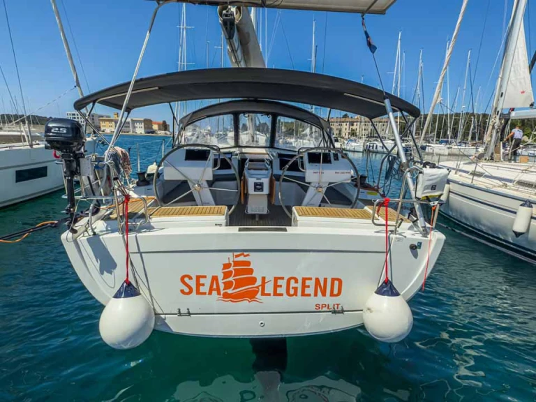 Alquiler de barcos Pula barato de Hanse 455