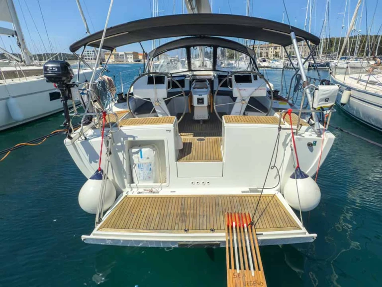 Alquiler Velero en Pula - Hanse Hanse 455
