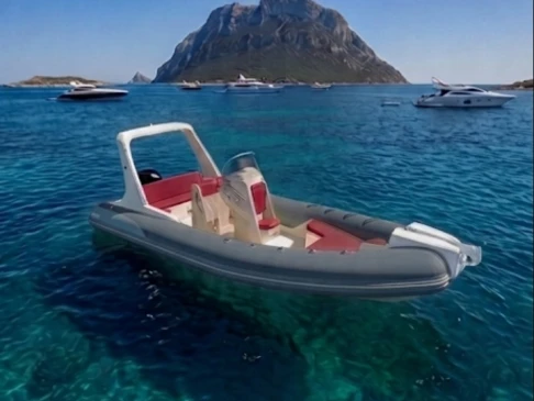 Alquiler de Neumática, con o sin patrón Kardis Porto Rotondo