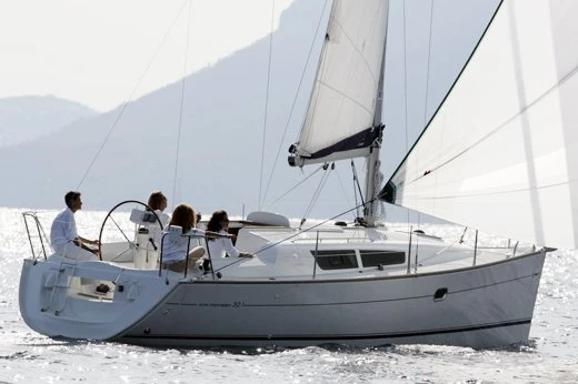 Alquiler de embarcaciones Jeanneau Sun Odyssey 32i enPula en Samboat