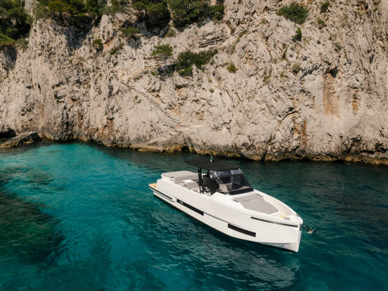 Alquiler de embarcaciones De Antonio De Antonio D32 Open enPositano en Samboat