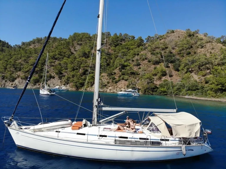Alquiler de Velero, con o sin patrón Bavaria Volos