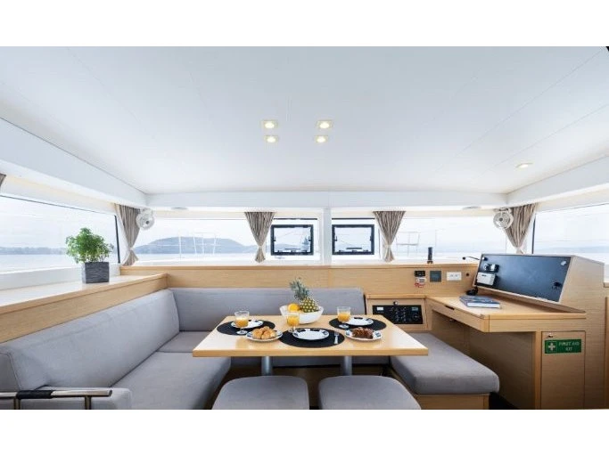 Alquiler Catamarán en Álimos - Lagoon Lagoon 400 S2
