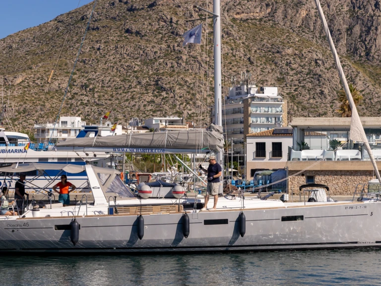Alquiler Port de Pollença - Bénéteau Oceanis 45 en SamBoat