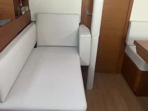 Alquiler de embarcaciones Jeanneau Sun Odyssey 410 enMarsella en Samboat