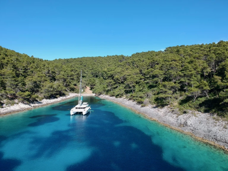 Alquiler Catamarán Lagoon con o sin  título de navegación