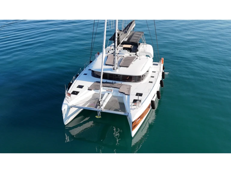 Alquiler Catamarán Lagoon con o sin  título de navegación