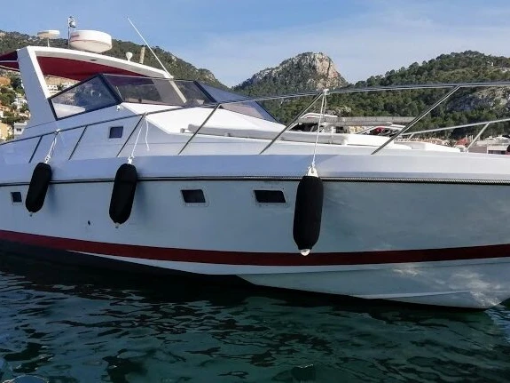 Guy Couach Guy Couach 1000 Sport de alquiler a Port d'Andratx