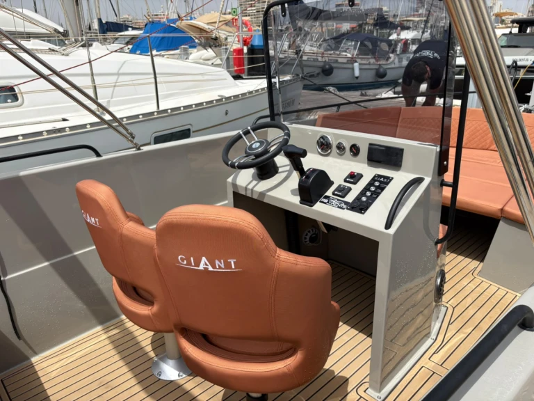 Alquiler de barcos Puerto de Alicante barato de 600 SPORT