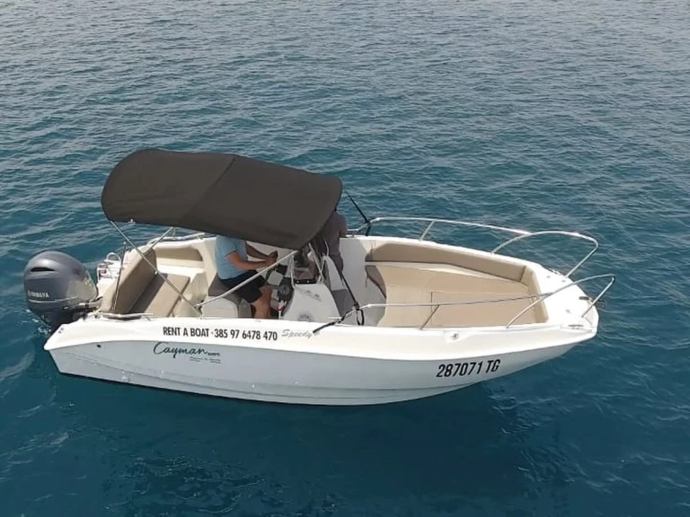 Alquiler de barcos Trogir barato de Cayman 585