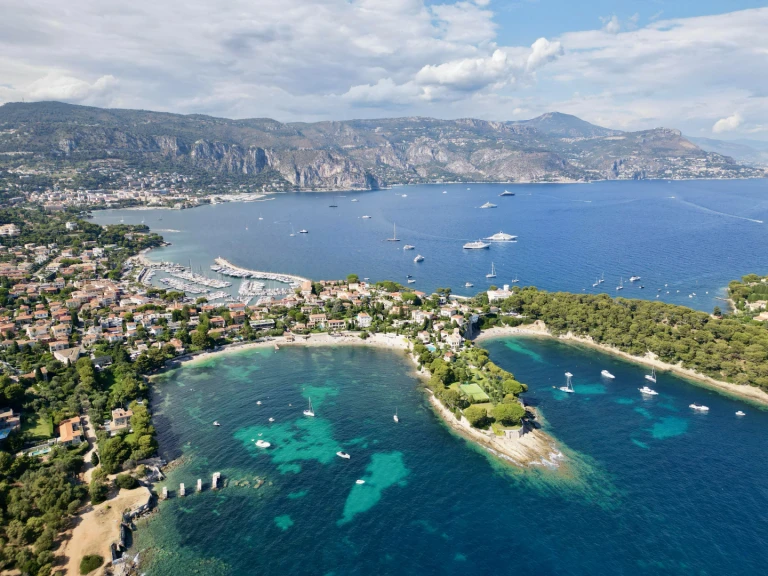 Alquiler Lancha en Nice - Jeanneau Cap Camarat 10.5 WA