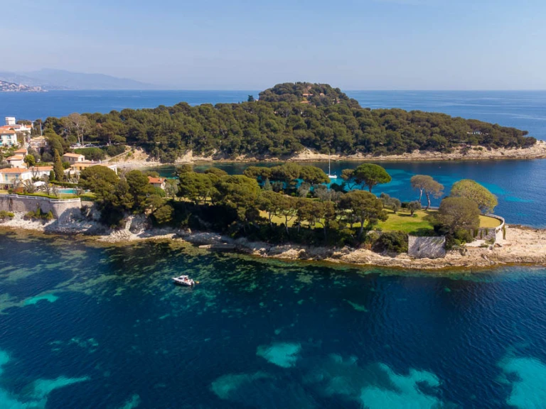 Alquiler de Jeanneau Prestige 34 Open en Beaulieu-sur-Mer