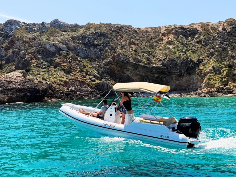 Alquiler Port d'Addaia (Puerto) - Oromarine Gravel-19 en SamBoat