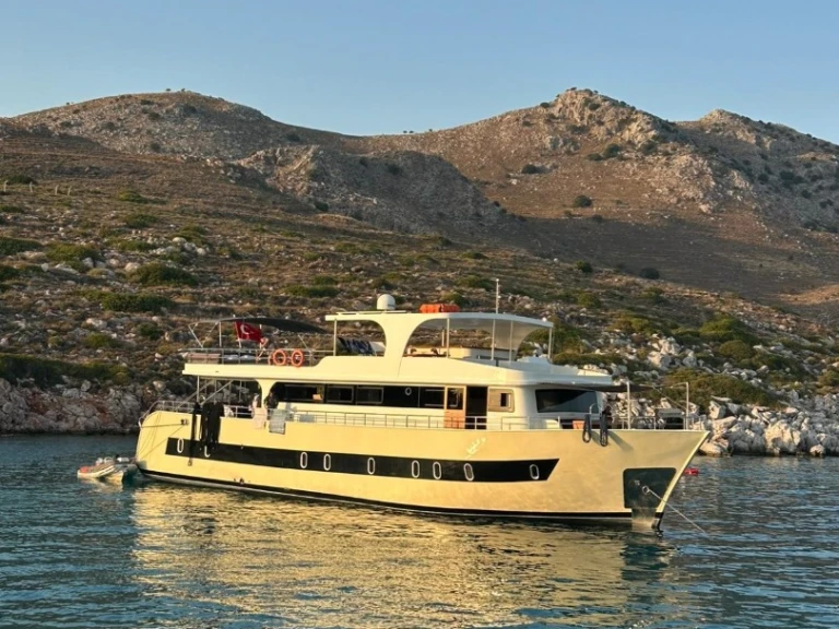 Alquiler de embarcaciones Custom Made Custom made enGöcek en Samboat